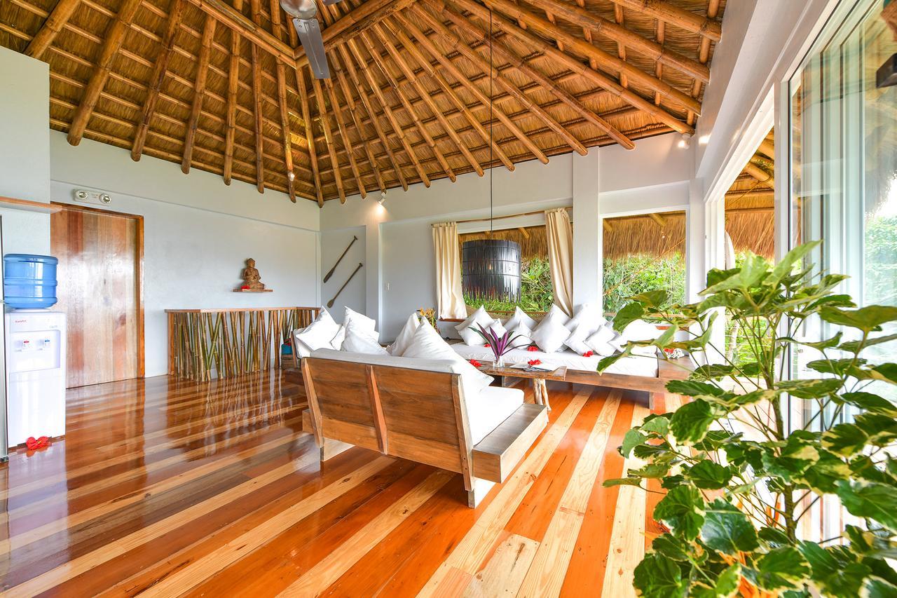 Diniview Villa